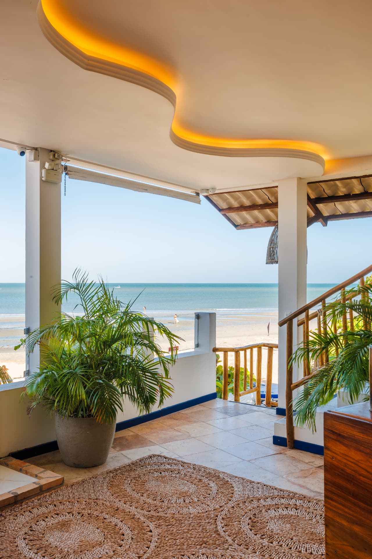 Recepção da Vila Gallina com vista para o mar